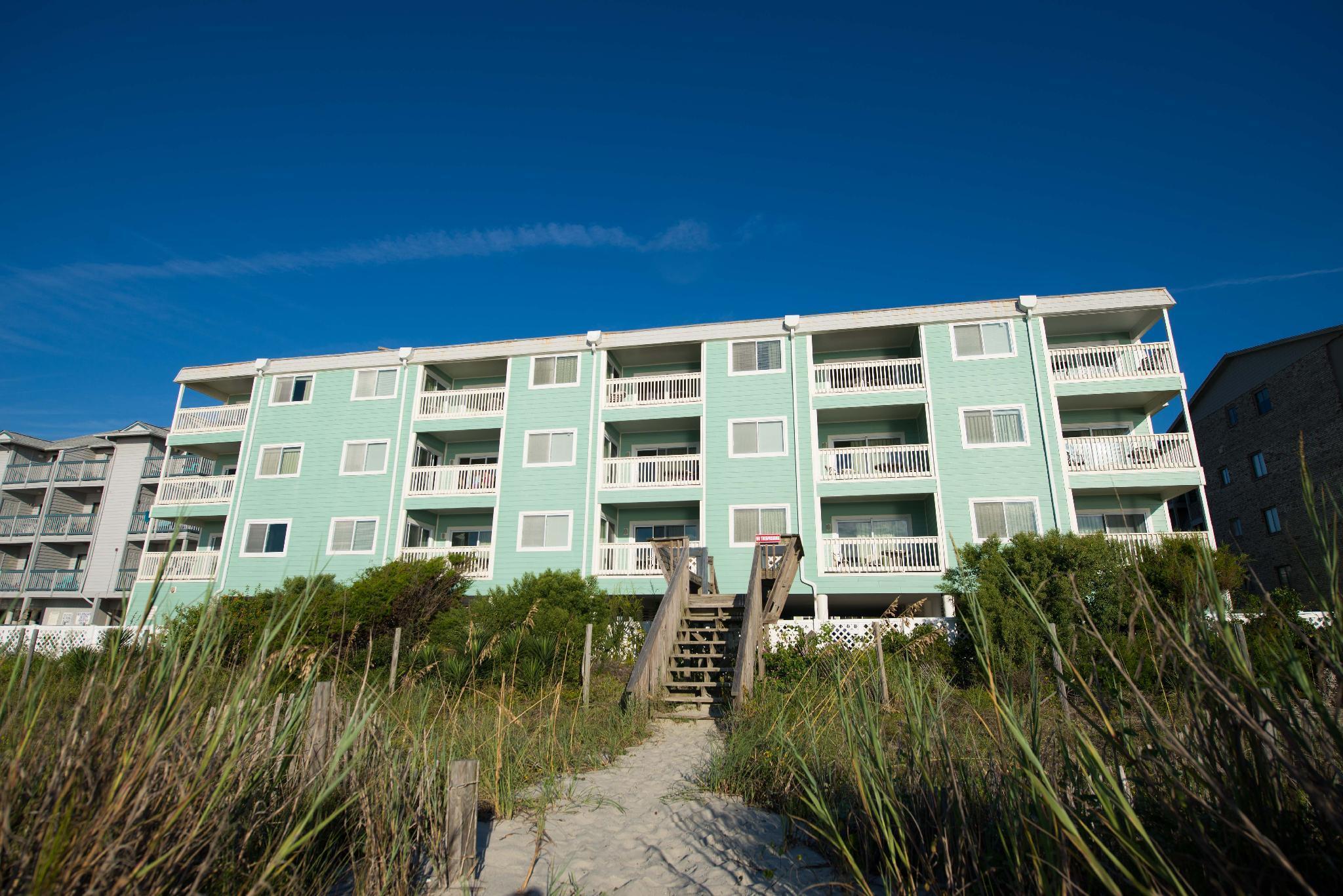 Sandpebble Beach Club Surfside Beach A Ramada By Wyndham Bagian luar foto