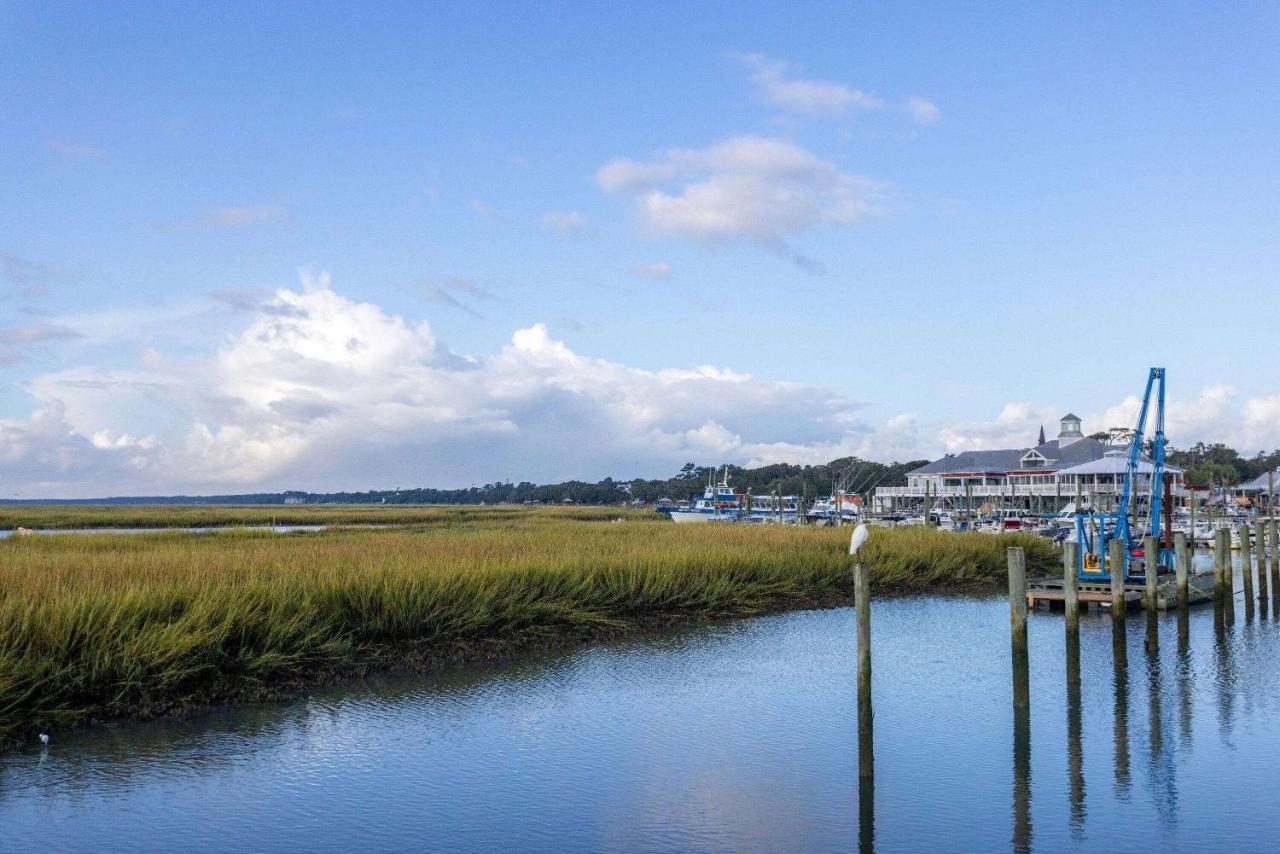 Sandpebble Beach Club Surfside Beach A Ramada By Wyndham Bagian luar foto